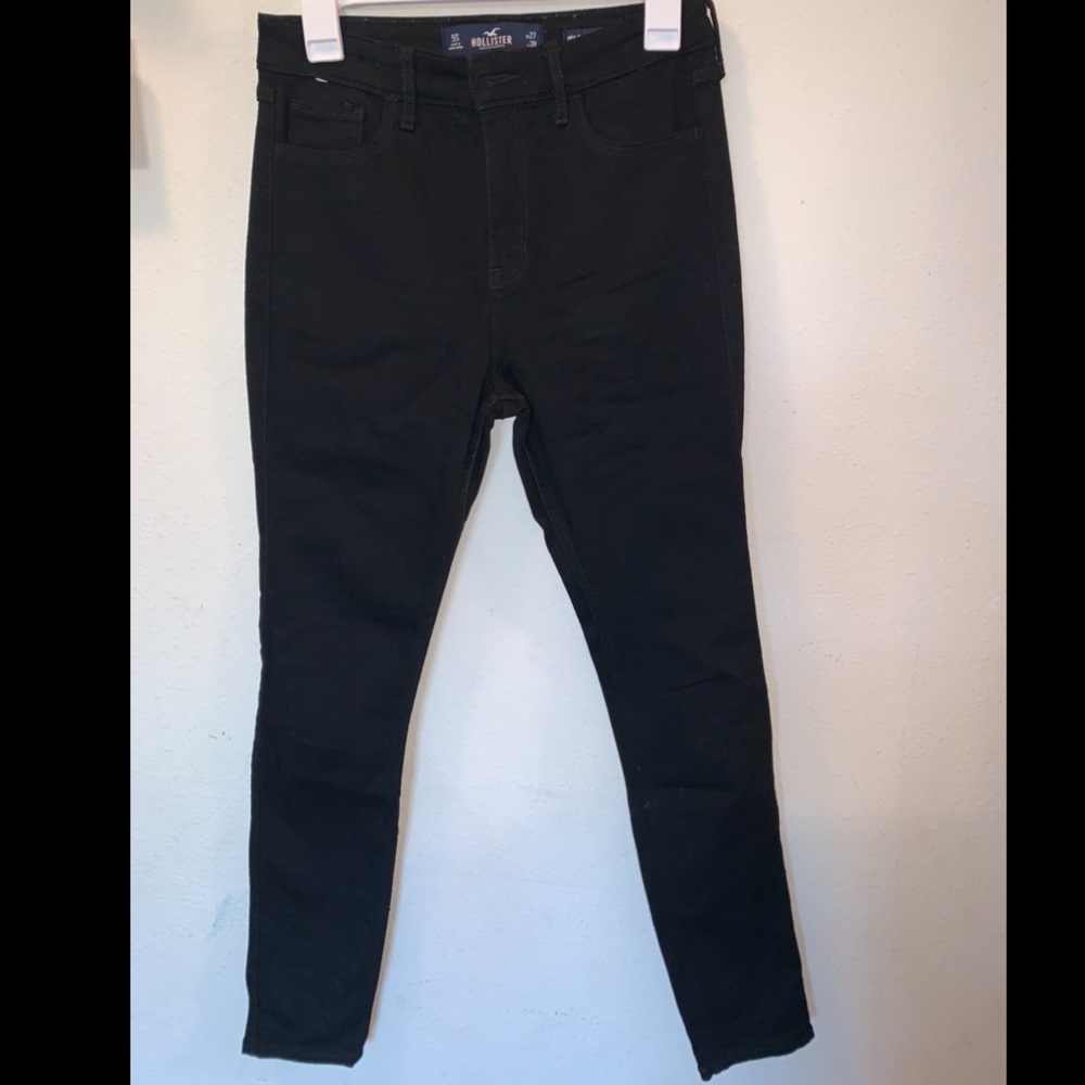 Hollister black skinny jeans
